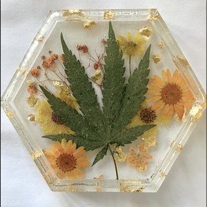 Handmade Resin Coster with Hemp Leaf, gold leaf flakes and flowers.